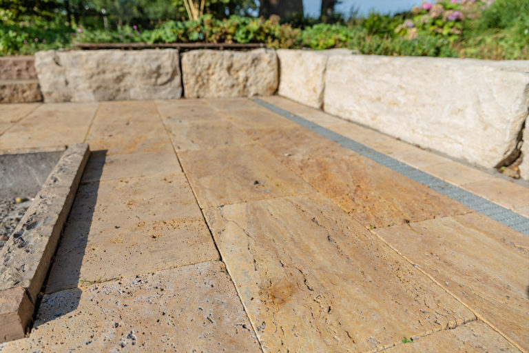 Frings_Galabau_natursteinarbeiten_terassen_warendorf_1920x1280