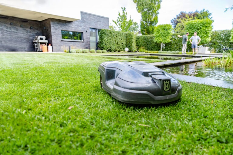 frings_galabau_warendorf_blog_automatisierte_gartenpflege